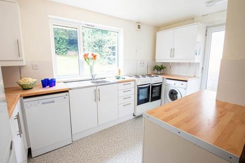 5 bedroom house to rent, Tenterden Drive, Canterbury,
