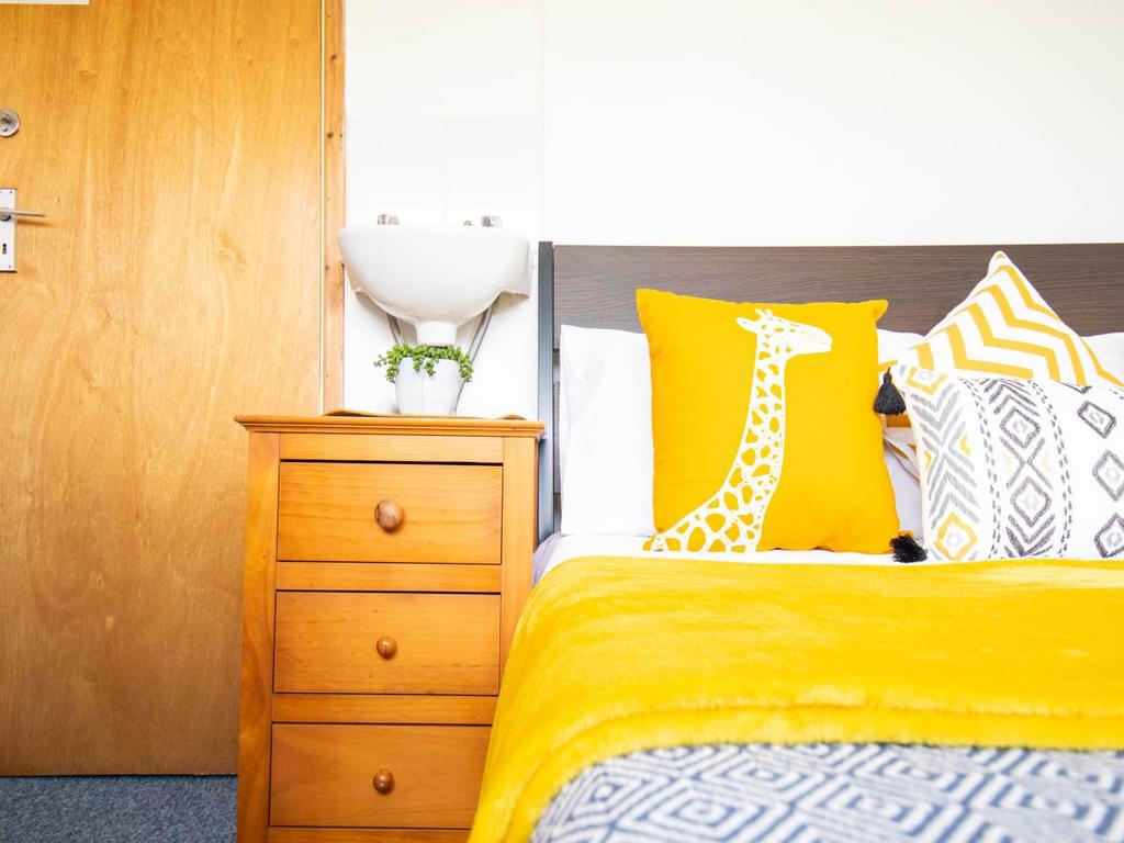 1st Floor Bedroom