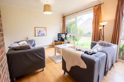 Somner Close , Canterbury, Kent