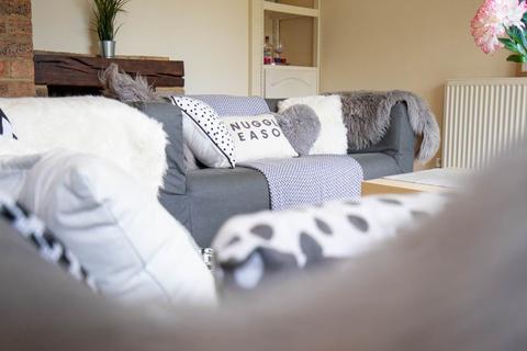 6 bedroom house to rent, Somner Close , Canterbury, Kent
