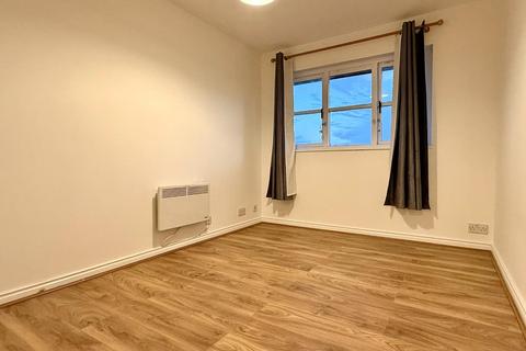 undefined, Faulkner Close, Dagenham, RM8