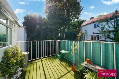 85138 flat north end road golders green london nw