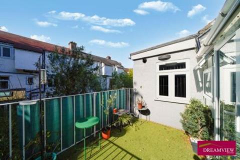 undefined, North End Road London, NW11 7SY