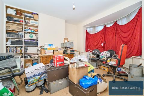 undefined, Lady Margaret Road, Southall, UB1