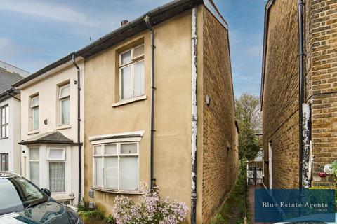 2 bedroom semi-detached house for sale, Upton Road, Hounslow, TW3