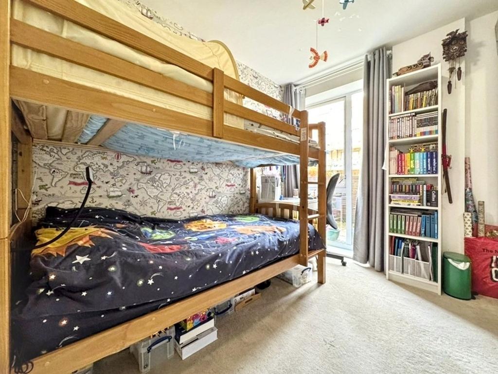 Single bedroom