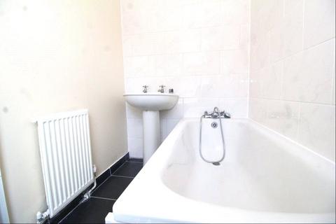 1 bedroom flat to rent, St. Albans Road, Hertfordshire WD24