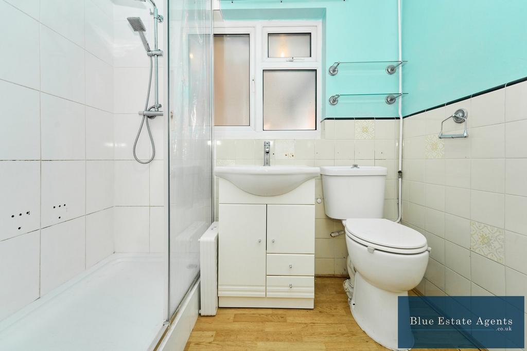Family Shower Suite