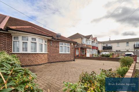 undefined, Ashton Gardens, Hounslow, TW4