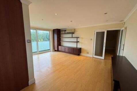 85138 flat the vale golders green london nw11 8st