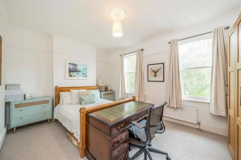 4 bedroom end of terrace house for sale, Malpas Road, London SE4