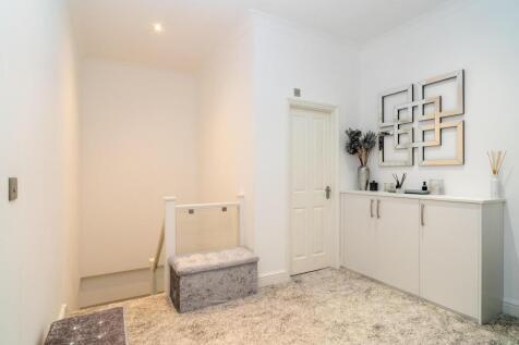 85138 flat west hall beningfield drive st albans 