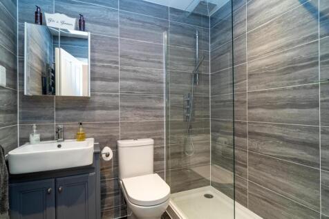 85138 flat west hall beningfield drive st albans 