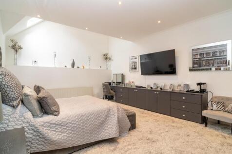 85138 flat west hall beningfield drive st albans 