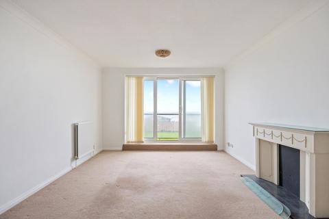 2 bedroom flat for sale, Kingsway, Hove, BN3