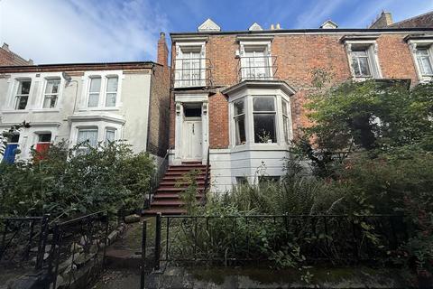 4 bedroom semi-detached house for sale, Westbrook, Darlington