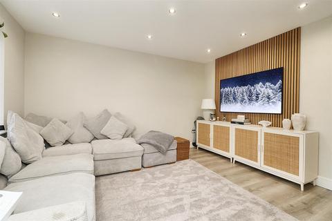 3 bedroom house for sale, Walshford Way, Borehamwood