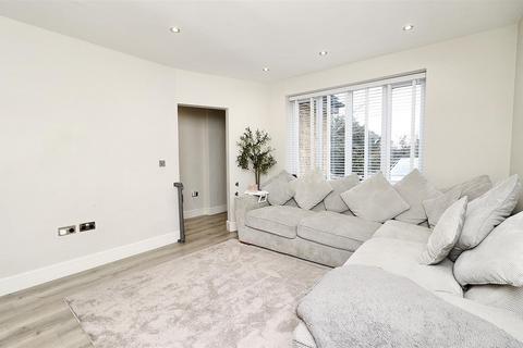 3 bedroom house for sale, Walshford Way, Borehamwood