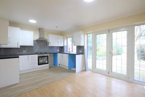 undefined, The Crossways, Heston TW5