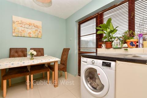 2 bedroom terraced house for sale, Kelvin Gardens, Croydon, Surrey