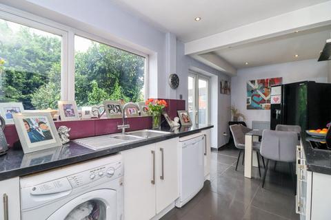 3 bedroom end of terrace house for sale, Tibbs Hill Road, Abbots Langley, WD5