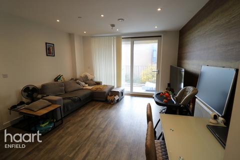 1 bedroom apartment to rent, Woodall Road, Enfield