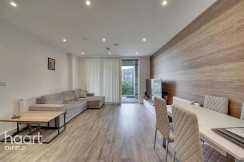 1 bedroom apartment to rent, Woodall Road, Enfield