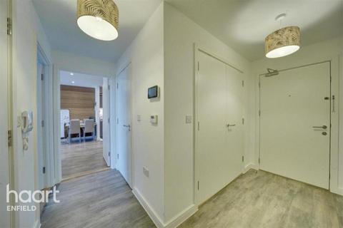 1 bedroom apartment to rent, Woodall Road, Enfield