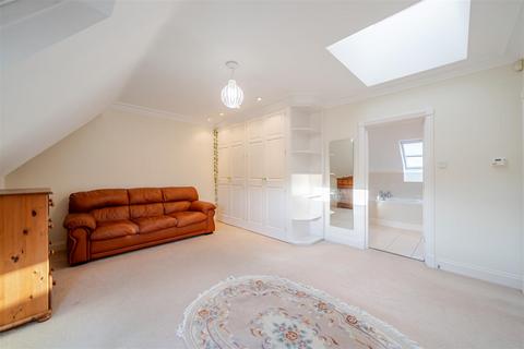 2 bedroom apartment for sale, Outwood Lane, Kingswood, Tadworth
