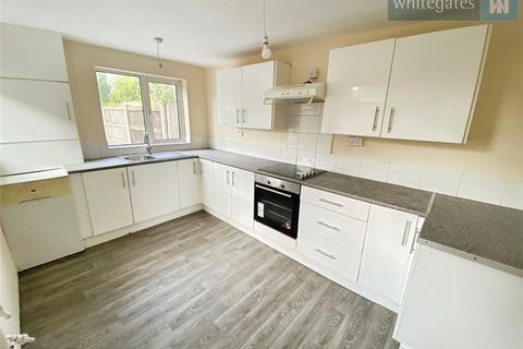 3 bedroom end of terrace house for sale, Moreton View, Wrexham LL13