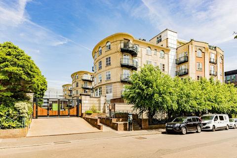 Worple Road, Wimbledon