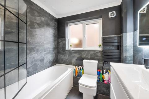Flat 3, Highfield Court Highfield Road, Dartford, DA1 2JJ