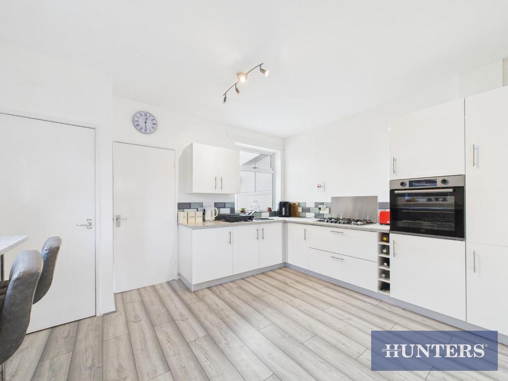 CAM01494 G0-PR0458-STILL011.jpg