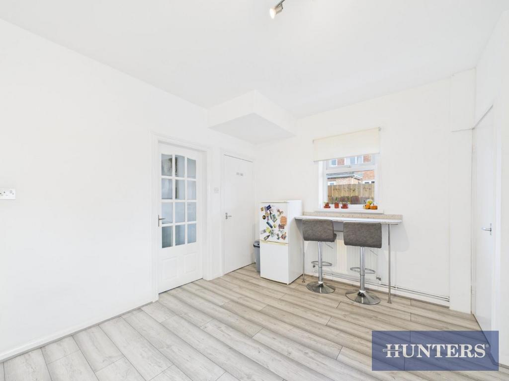 CAM01494 G0-PR0458-STILL013.jpg