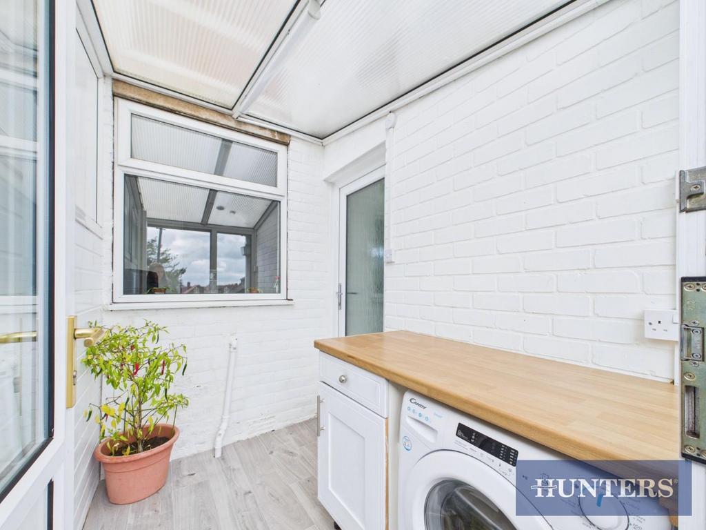 CAM01494 G0-PR0458-STILL018.jpg