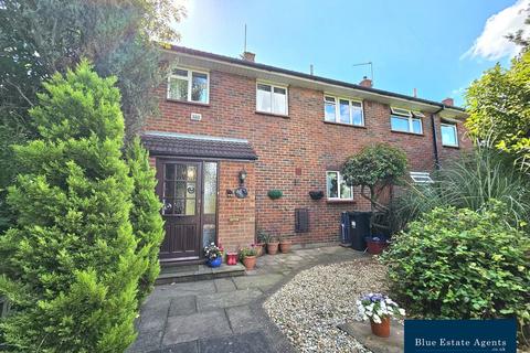 3 bedroom terraced house for sale, Brabazon Road, Hounslow, TW5