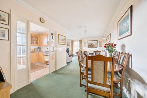 2 bedroom flat for sale, Wheeler Place, Bromley, BR2