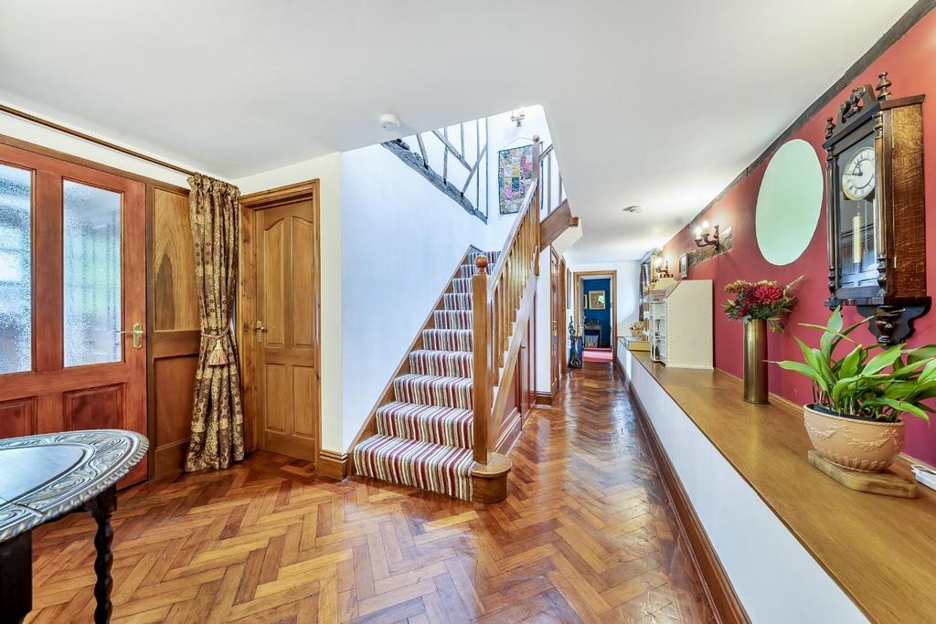 Entrance Hall.jpg