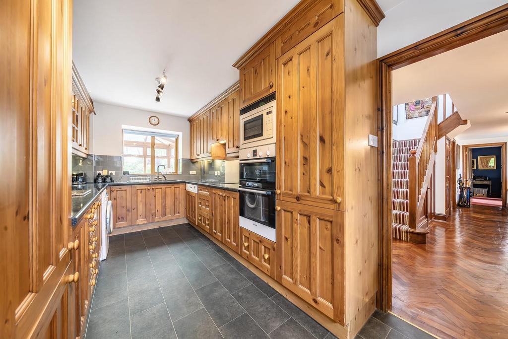 Kitchen.jpg