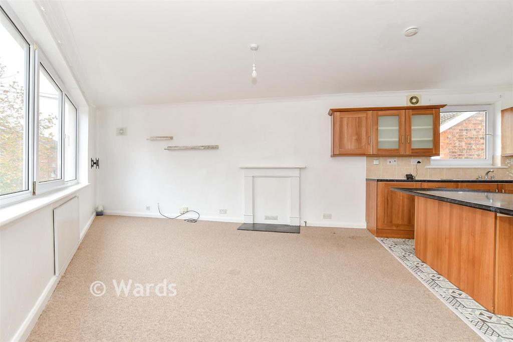 Lounge/ Dining/ Kitchen