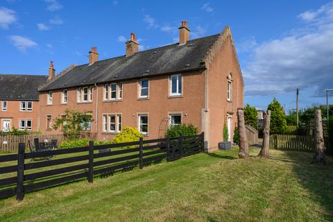 3 bedroom flat to rent, Lochside Gardens, Tayport DD6