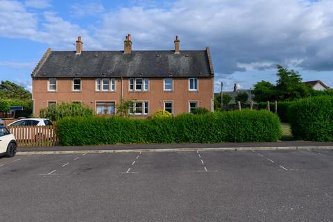 3 bedroom flat to rent, Lochside Gardens, Tayport DD6