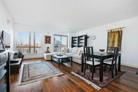 2 bedroom apartment to rent, Maurer Court, John Harrison Way, London, SE10