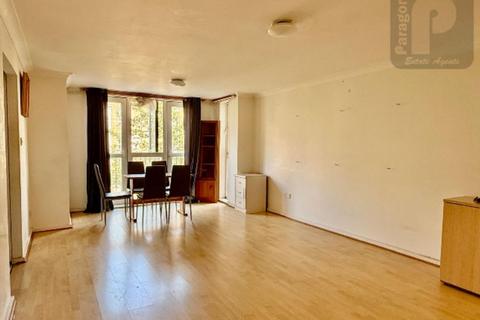 3 bedroom apartment to rent, Elmfield Way, Maida Vale, London W9