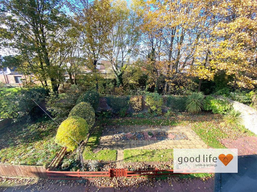 20251107 113213980 i OS12chestercrescent.jpg