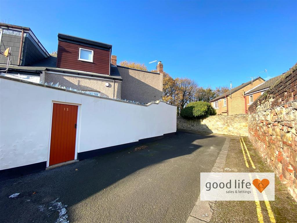 20251107 112640384 i OS12chestercrescent.jpg