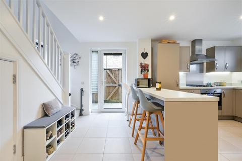 undefined, Nailsworth Crescent, Merstham RH1
