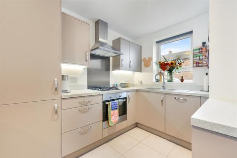 undefined, Nailsworth Crescent, Merstham RH1