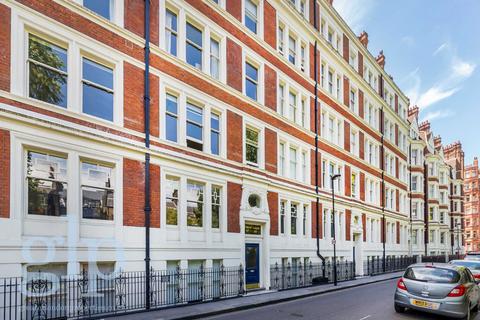 undefined, Ridgmount Gardens, Bloomsbury, WC1E