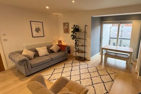 2 bedroom apartment for sale, West Walk, Leicester